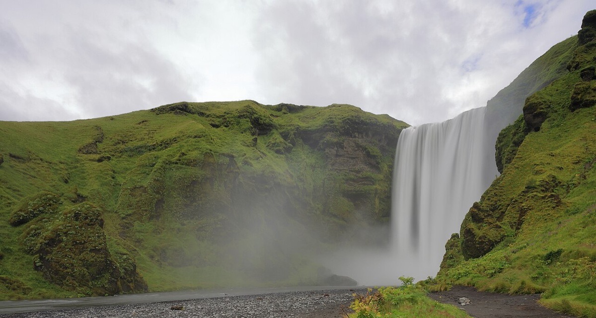 Skógafoss Waterfall