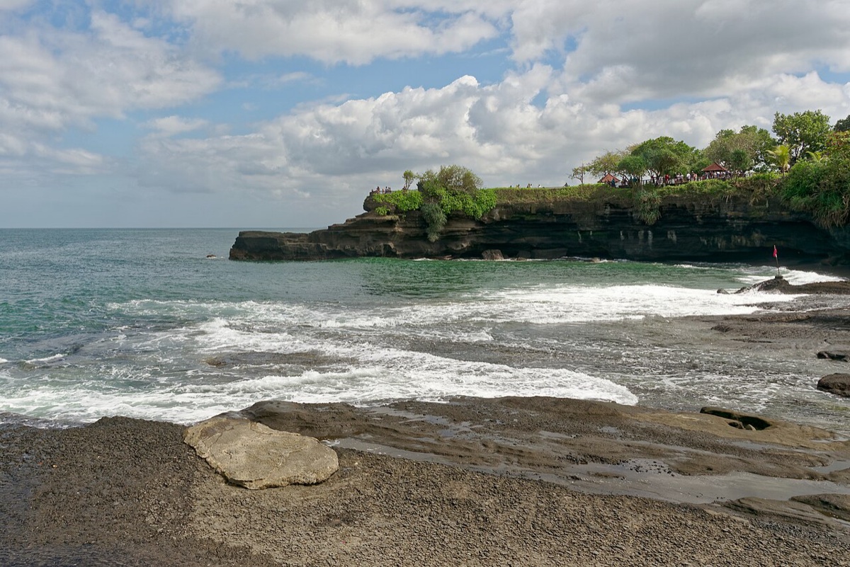 Tanah Lot Temple