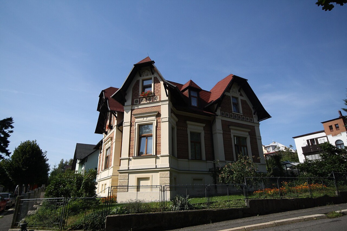 Art Nouveau District (Alberta iela)