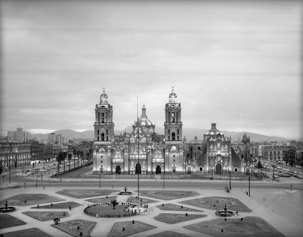Zocalo & Metropolitan Cathedral