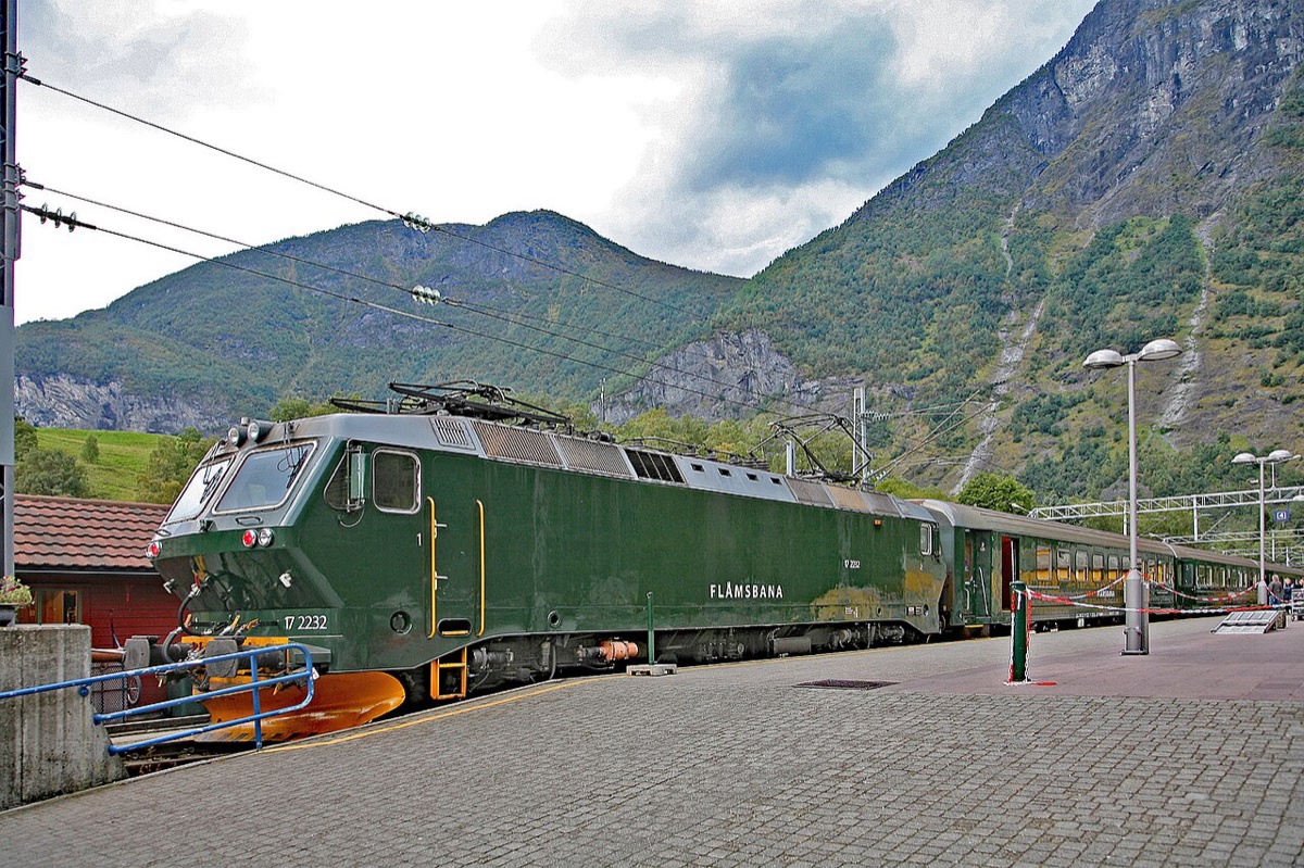 The Flåm Railway (Flåmsbana)