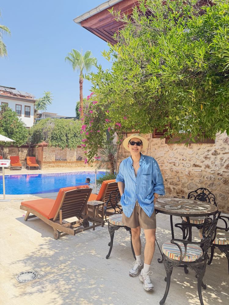White Garden Hotel